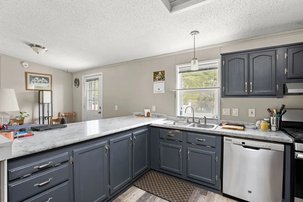 124 Broadway Avenue E Highwood MT 59450