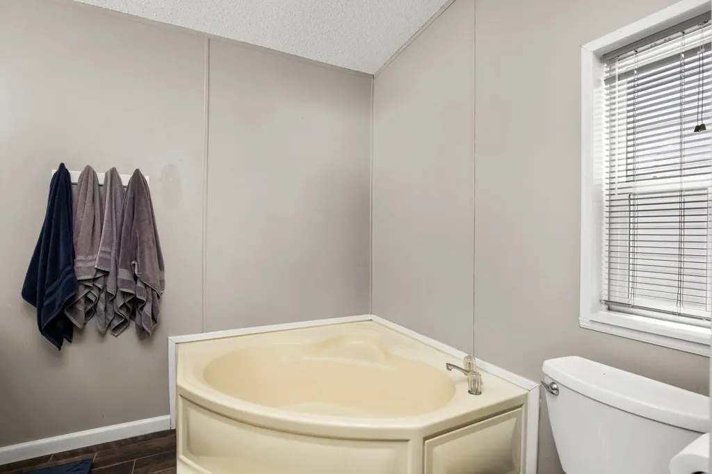 124 Broadway Avenue E Highwood MT 59450
