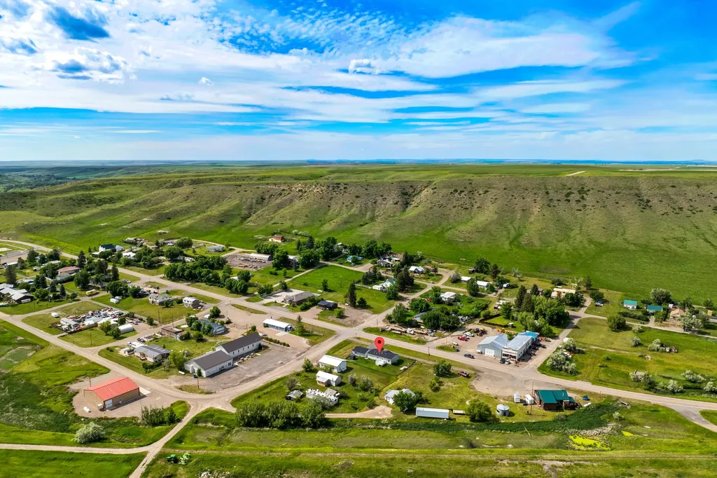 124 Broadway Avenue E Highwood MT 59450