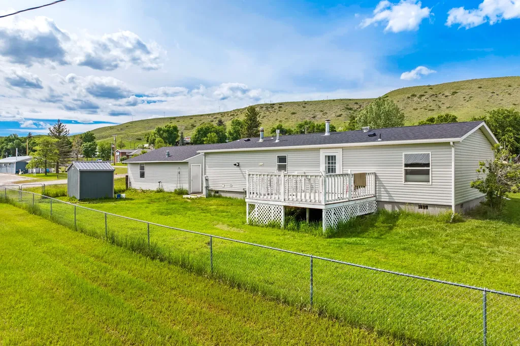 124 Broadway Avenue E Highwood MT 59450