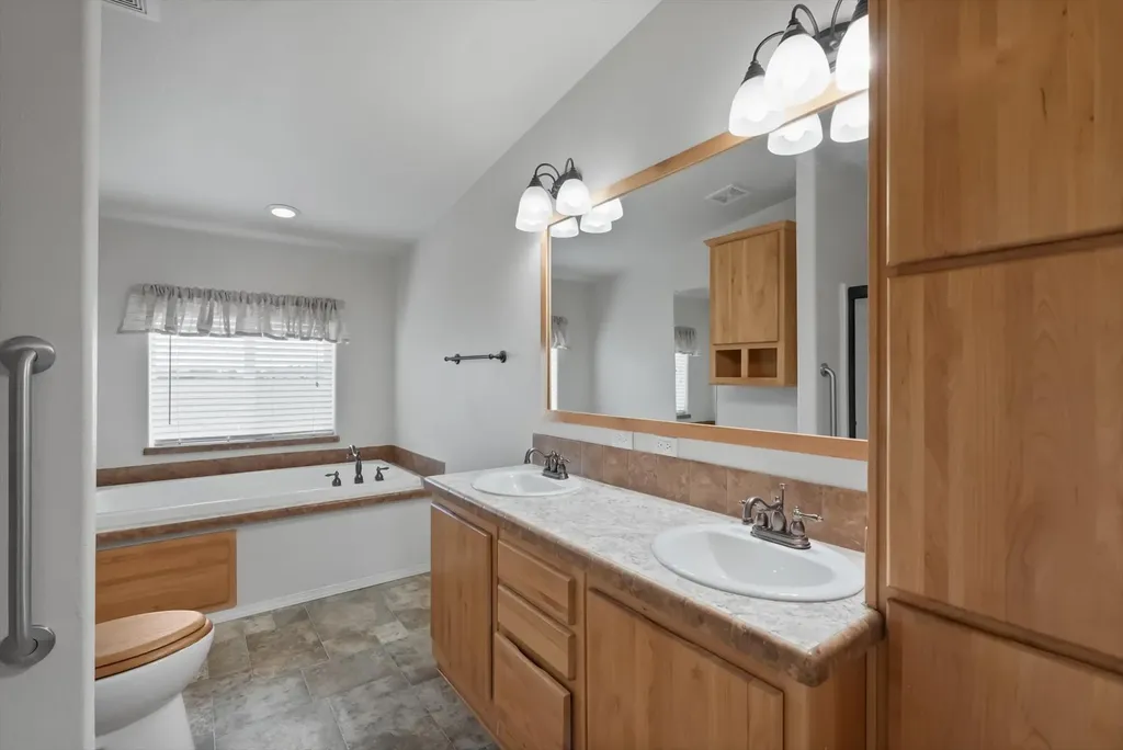 39943 Mountain View Road Polson MT 59860