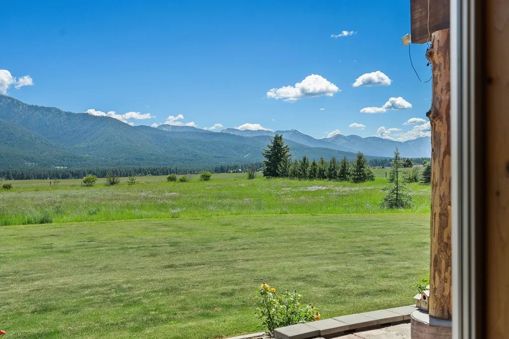 44 Playa Grande Road Kalispell MT 59901