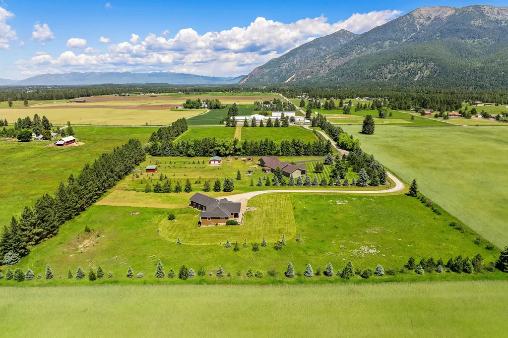 44 Playa Grande Road Kalispell MT 59901