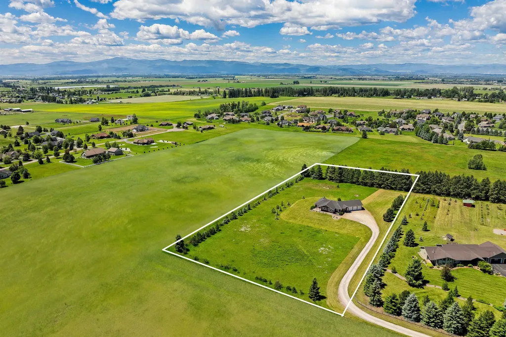 44 Playa Grande Road Kalispell MT 59901