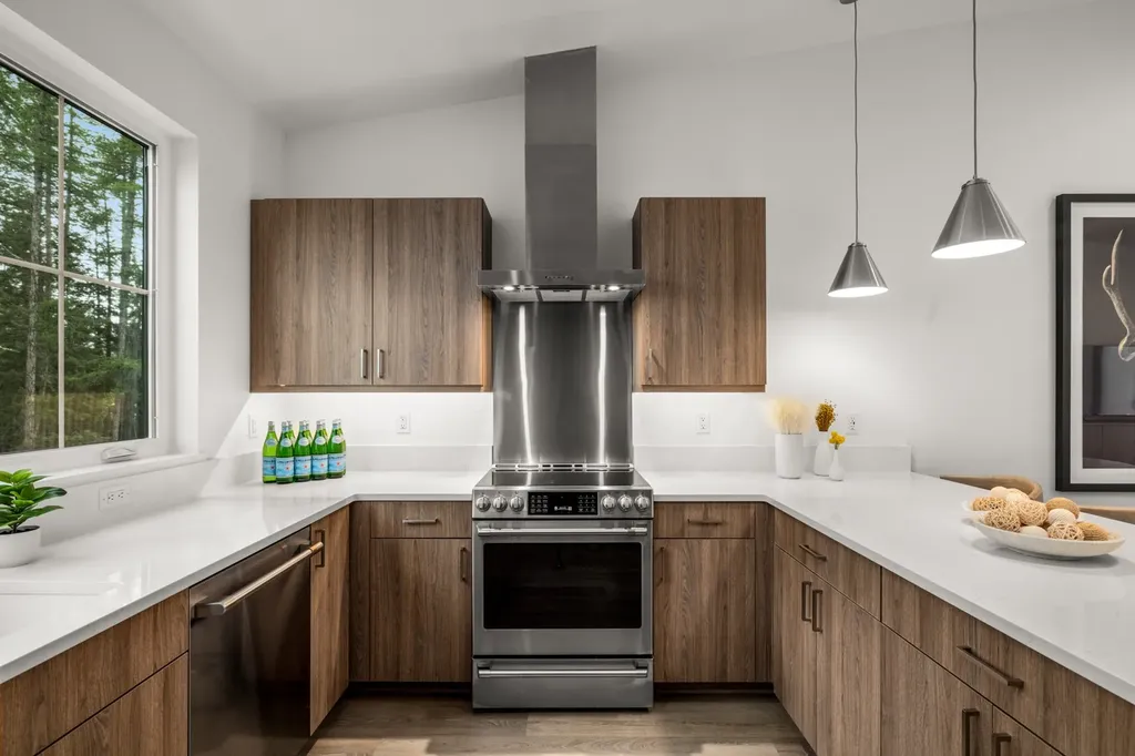 262 Canopy Trail Whitefish MT 59937