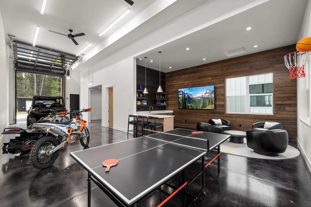 262 Canopy Trail Whitefish MT 59937