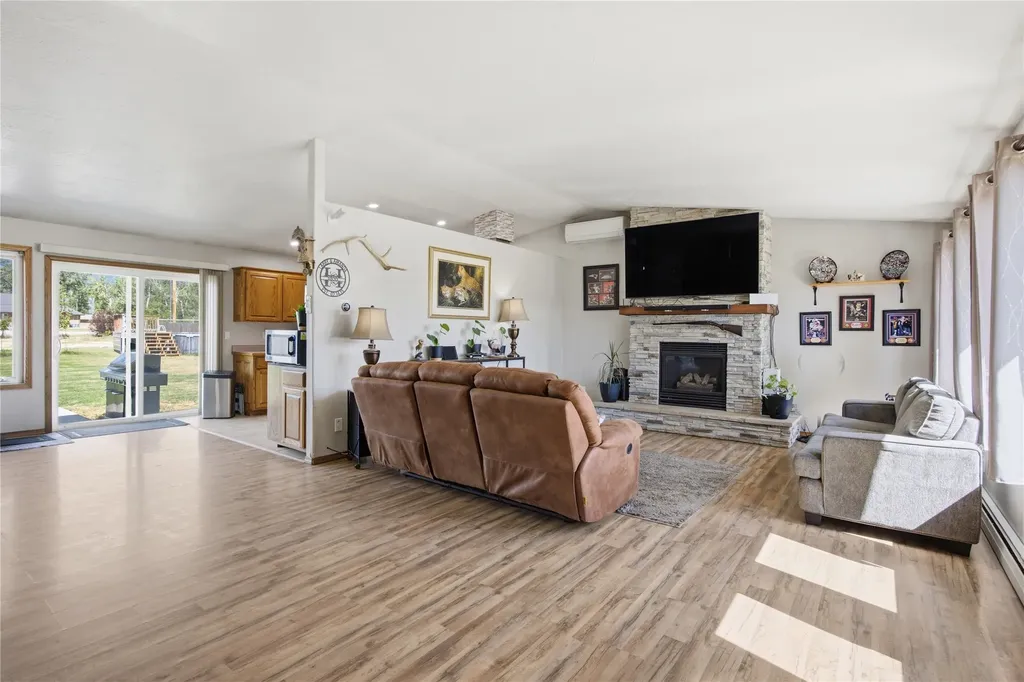 116 Mountain View Drive Victor MT 59875