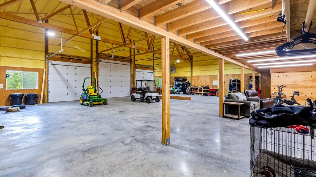 184 Longrider Lane Lakeside MT 59922