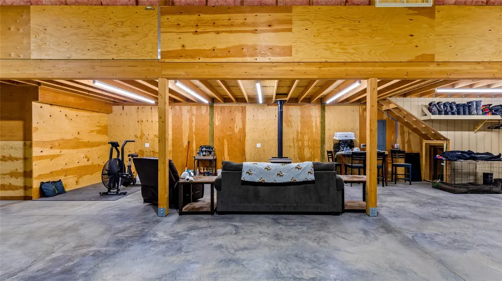 184 Longrider Lane Lakeside MT 59922