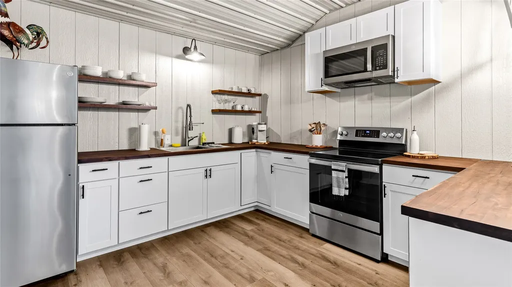 184 Longrider Lane Lakeside MT 59922