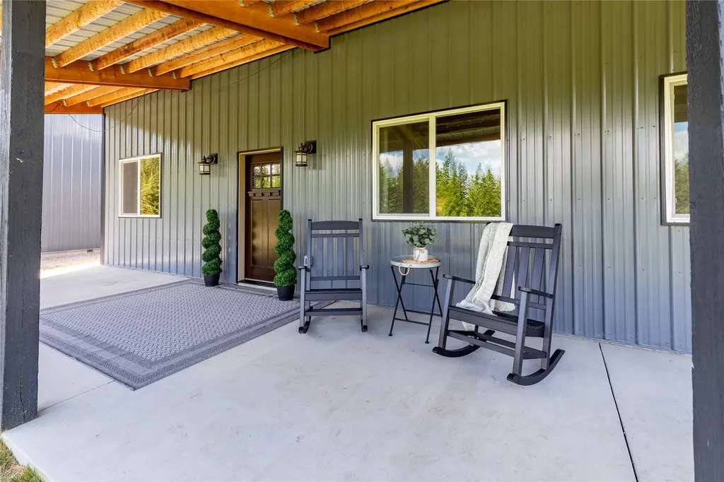 184 Longrider Lane Lakeside MT 59922