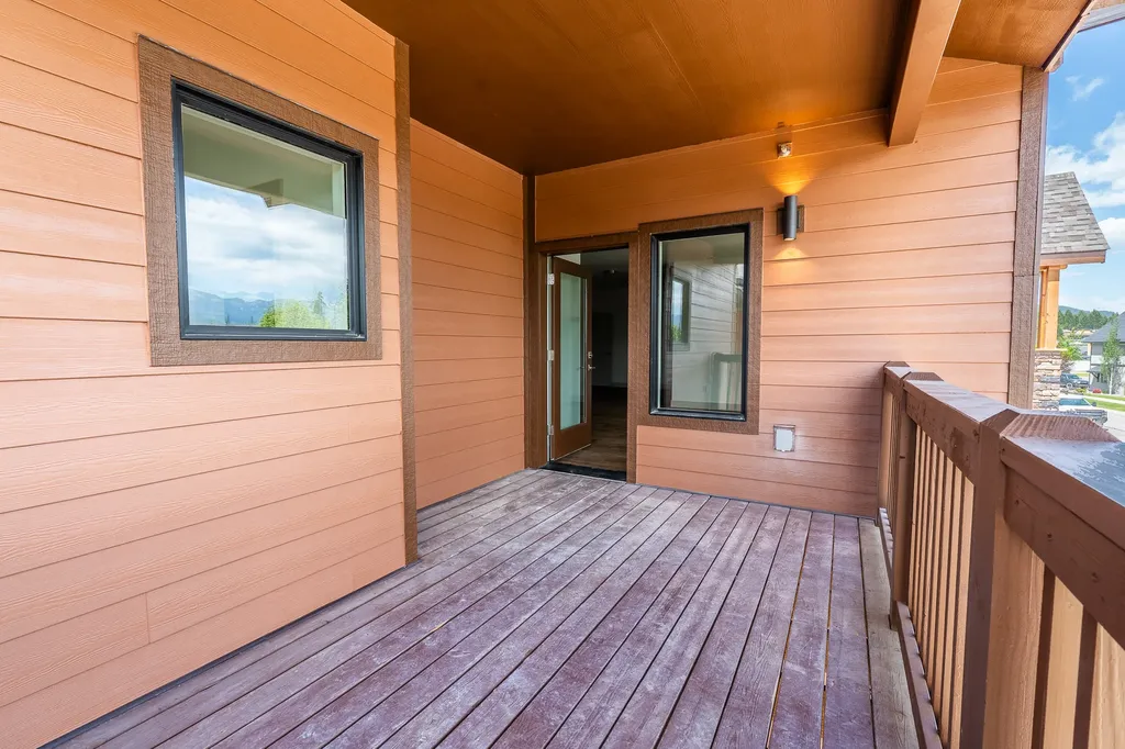 6223 Shiloh Avenue Whitefish MT 59937
