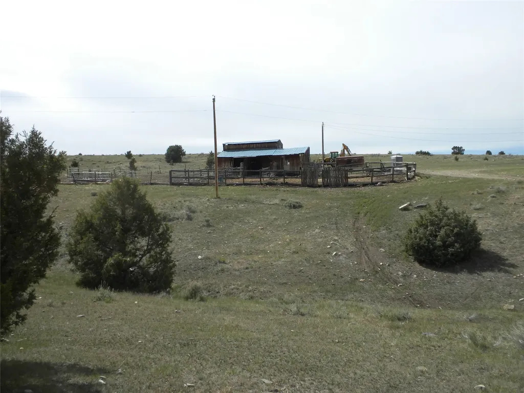 49 Cedar Crest Road Whitehall MT 59759