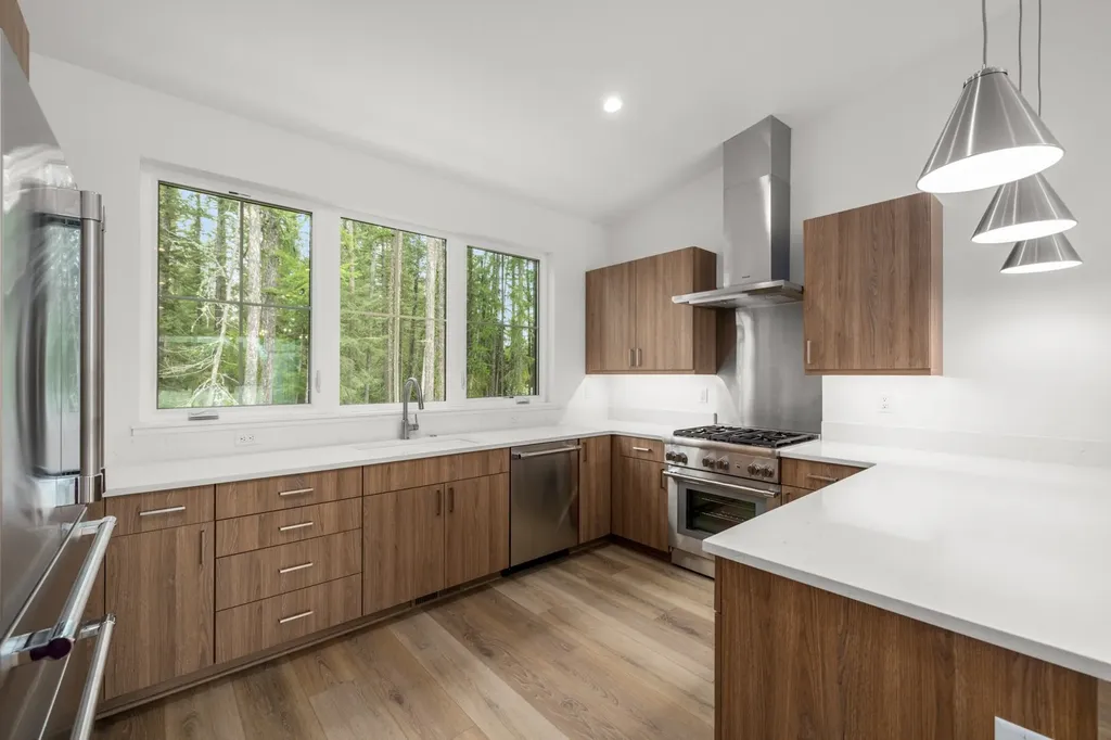 266 Canopy Trail Whitefish MT 59937