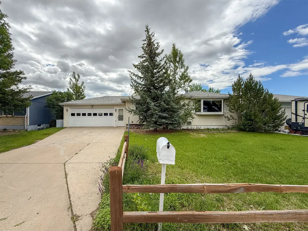 968 Avenue D NW Great Falls MT 59404