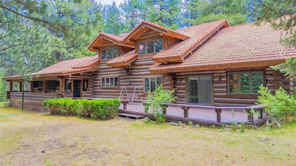 2133 Lost Horse Trail Hamilton MT 59840