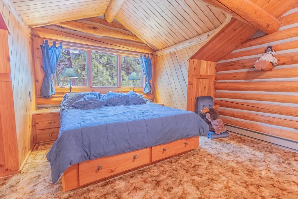 2133 Lost Horse Trail Hamilton MT 59840
