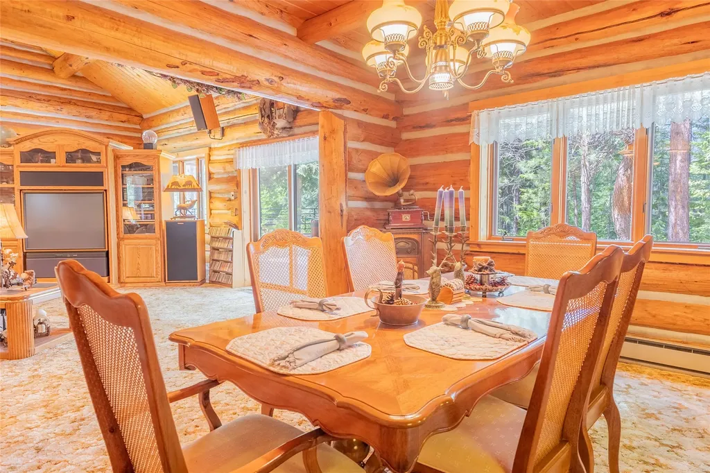 2133 Lost Horse Trail Hamilton MT 59840