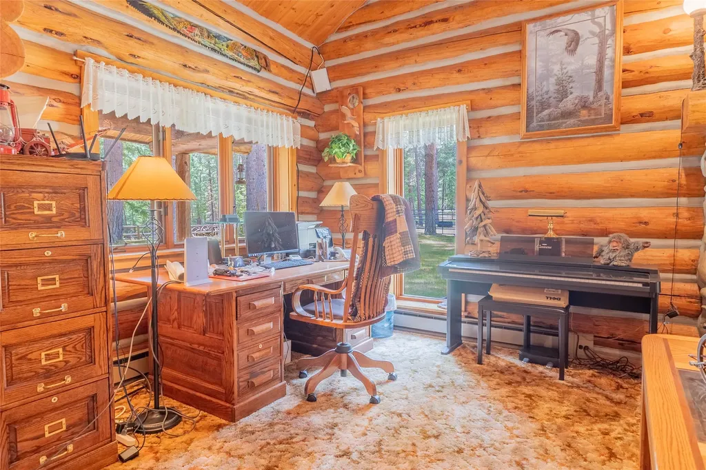 2133 Lost Horse Trail Hamilton MT 59840