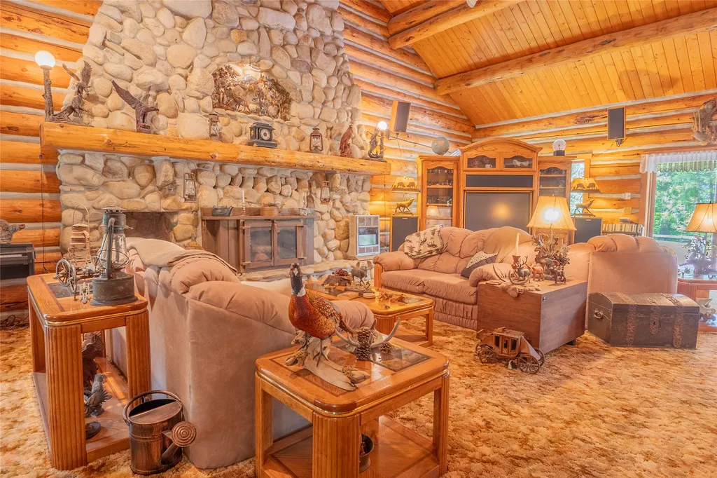 2133 Lost Horse Trail Hamilton MT 59840