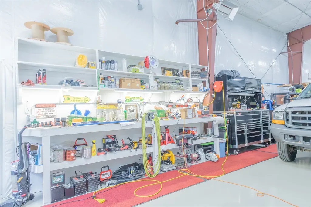 2133 Lost Horse Trail Hamilton MT 59840