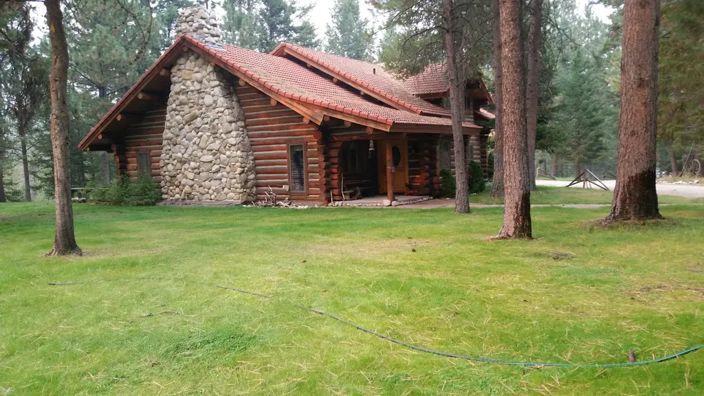 2133 Lost Horse Trail Hamilton MT 59840