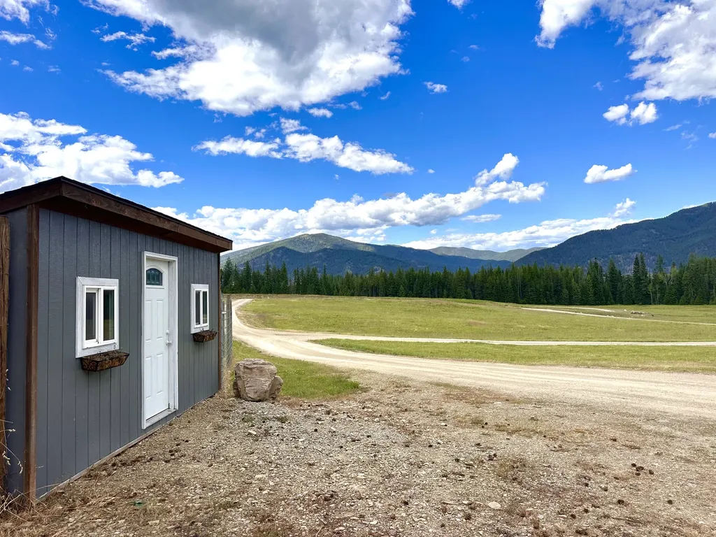 95 Triple J Loop Trout Creek MT 59874