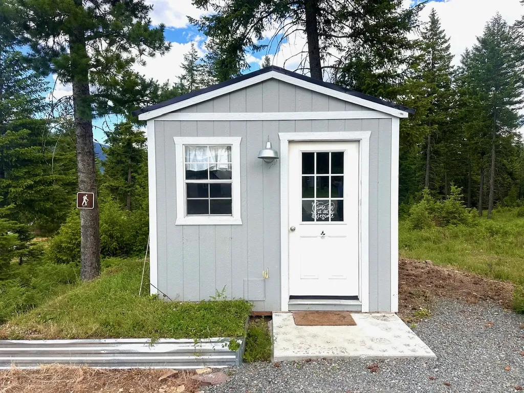 95 Triple J Loop Trout Creek MT 59874