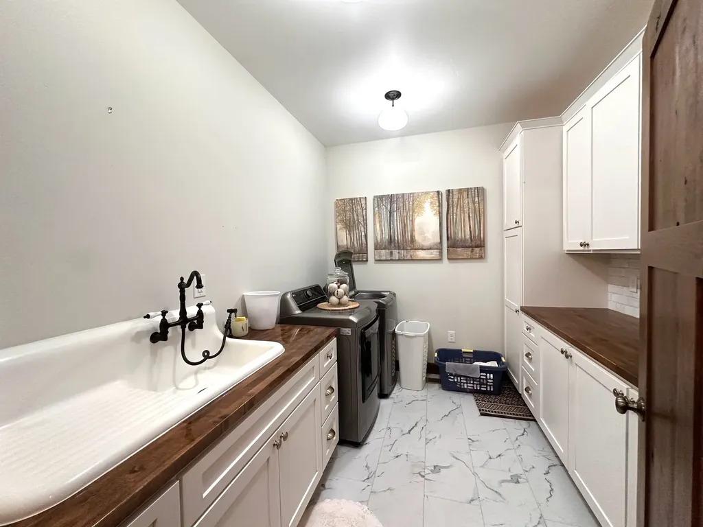 95 Triple J Loop Trout Creek MT 59874