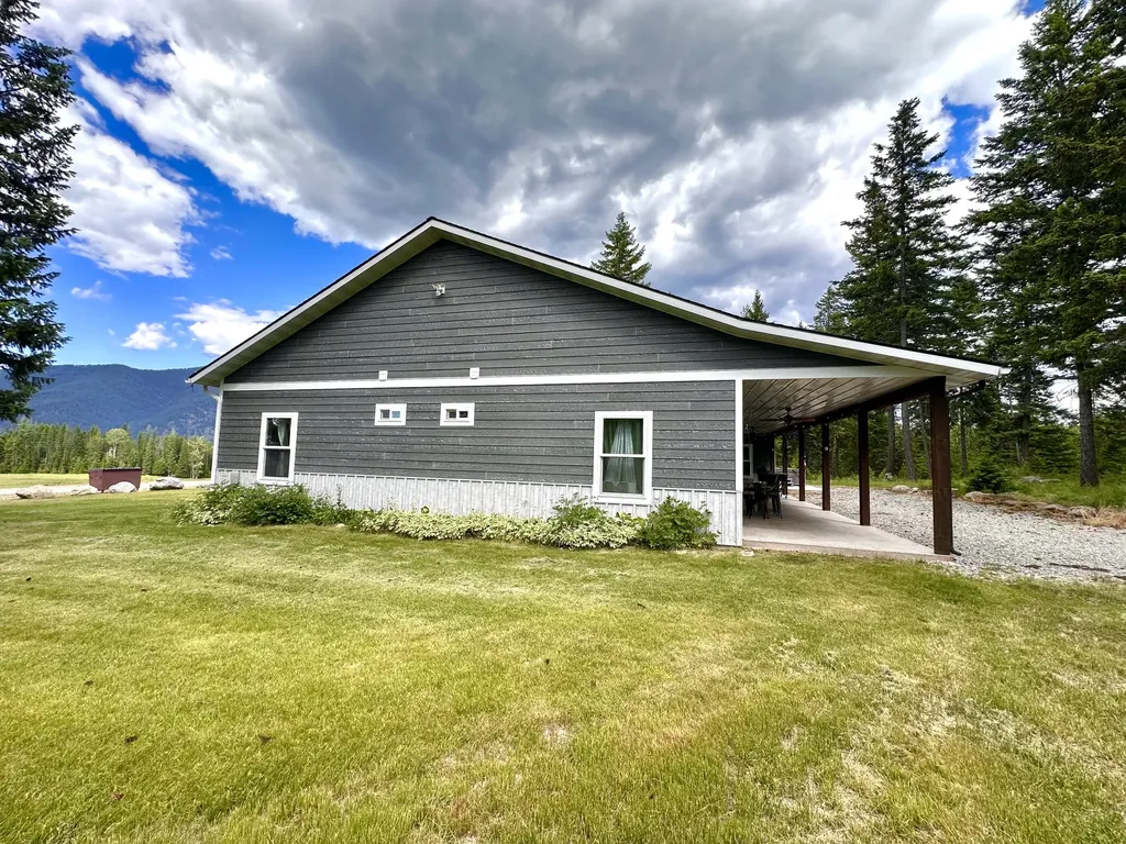 95 Triple J Loop Trout Creek MT 59874