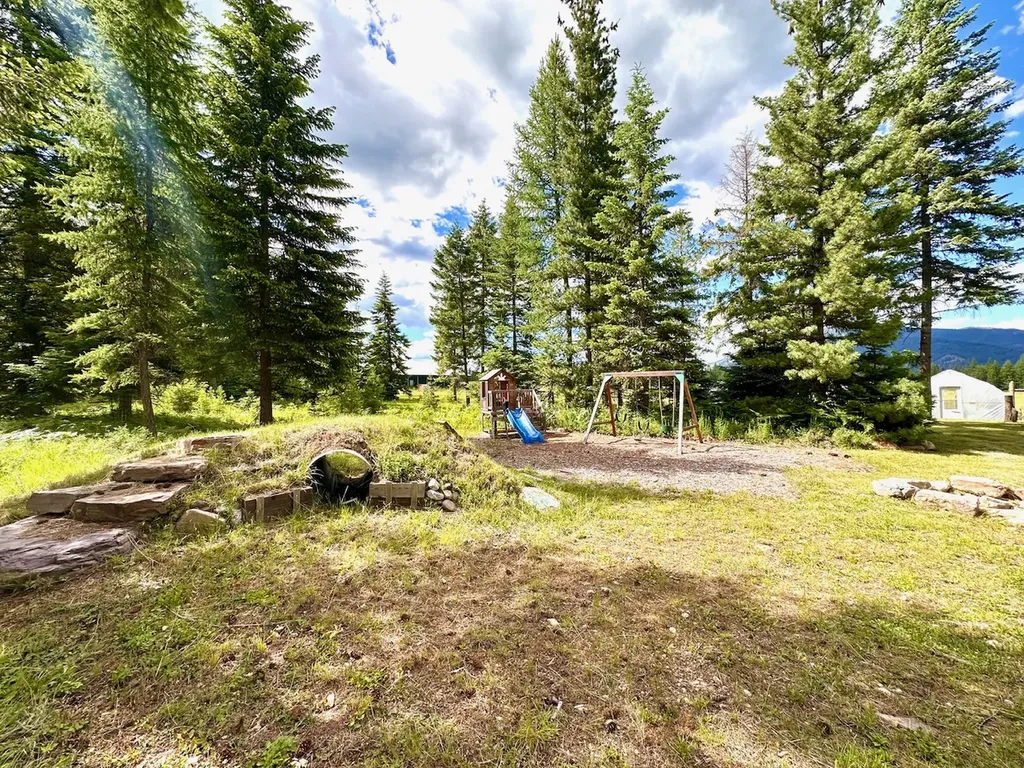 95 Triple J Loop Trout Creek MT 59874