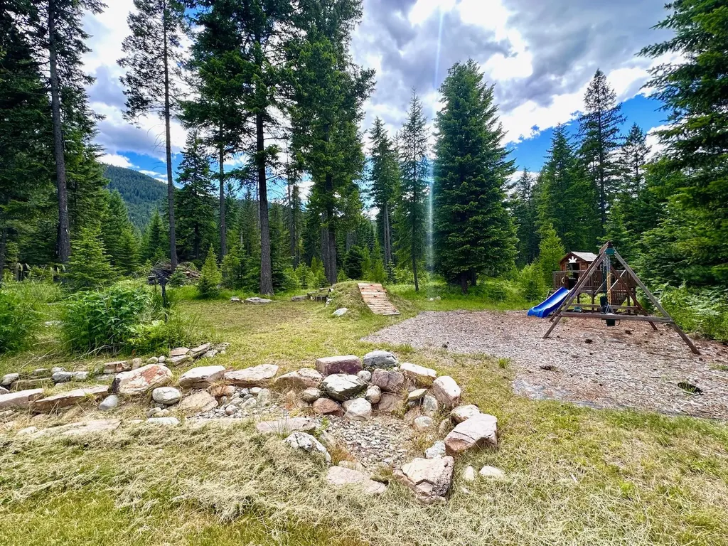 95 Triple J Loop Trout Creek MT 59874