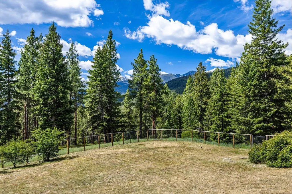 956 & 952 Falling Star Road Victor MT 59875