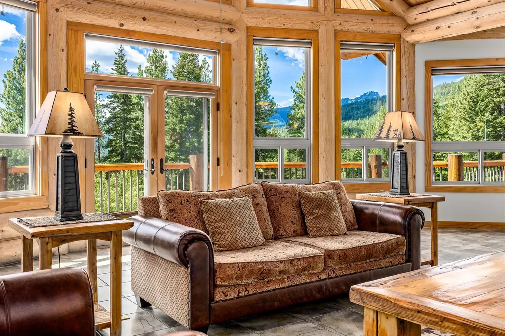 956 & 952 Falling Star Road Victor MT 59875