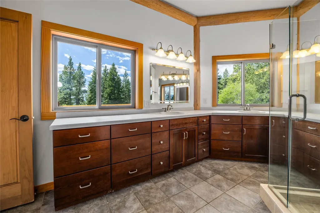956 & 952 Falling Star Road Victor MT 59875