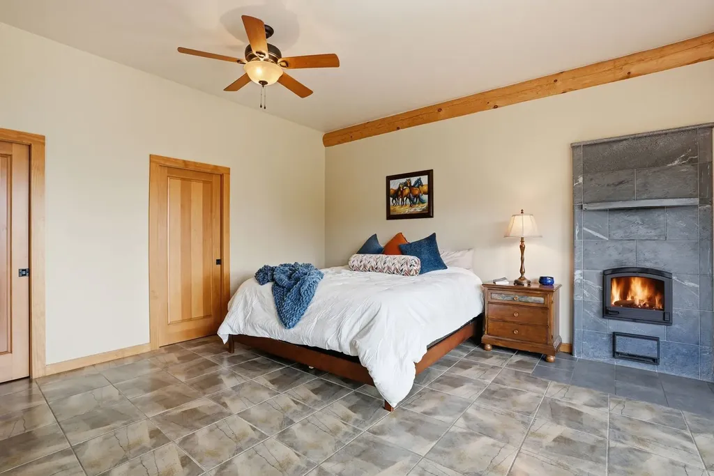 956 & 952 Falling Star Road Victor MT 59875