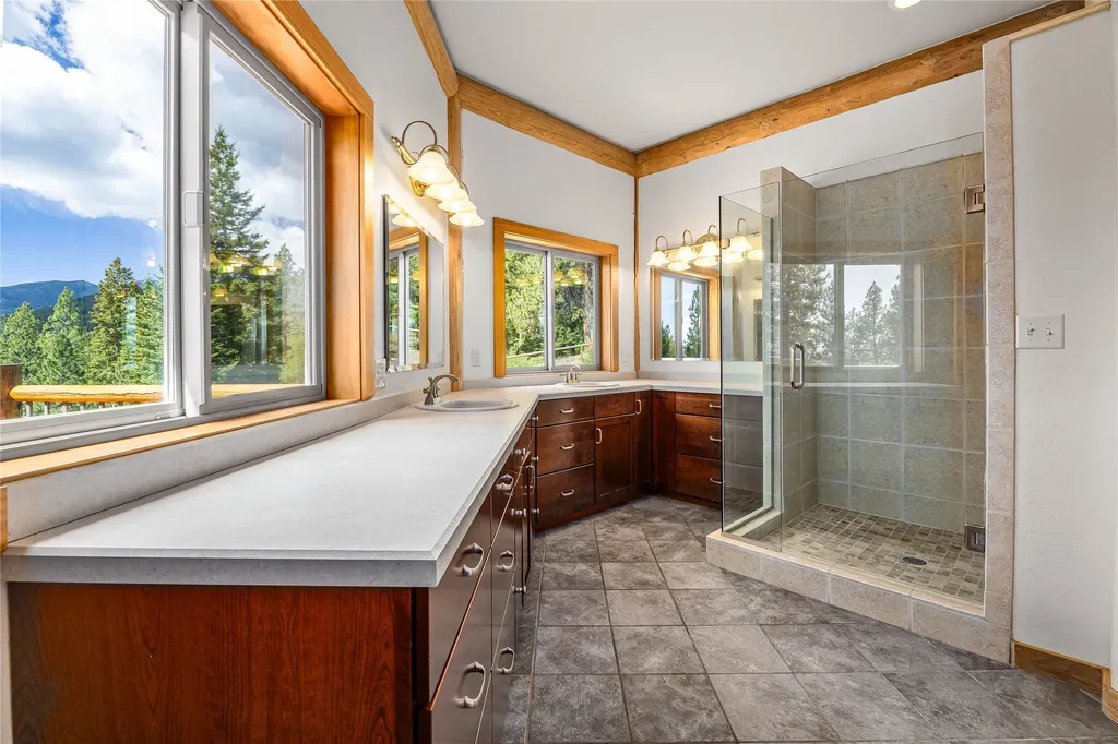 956 & 952 Falling Star Road Victor MT 59875