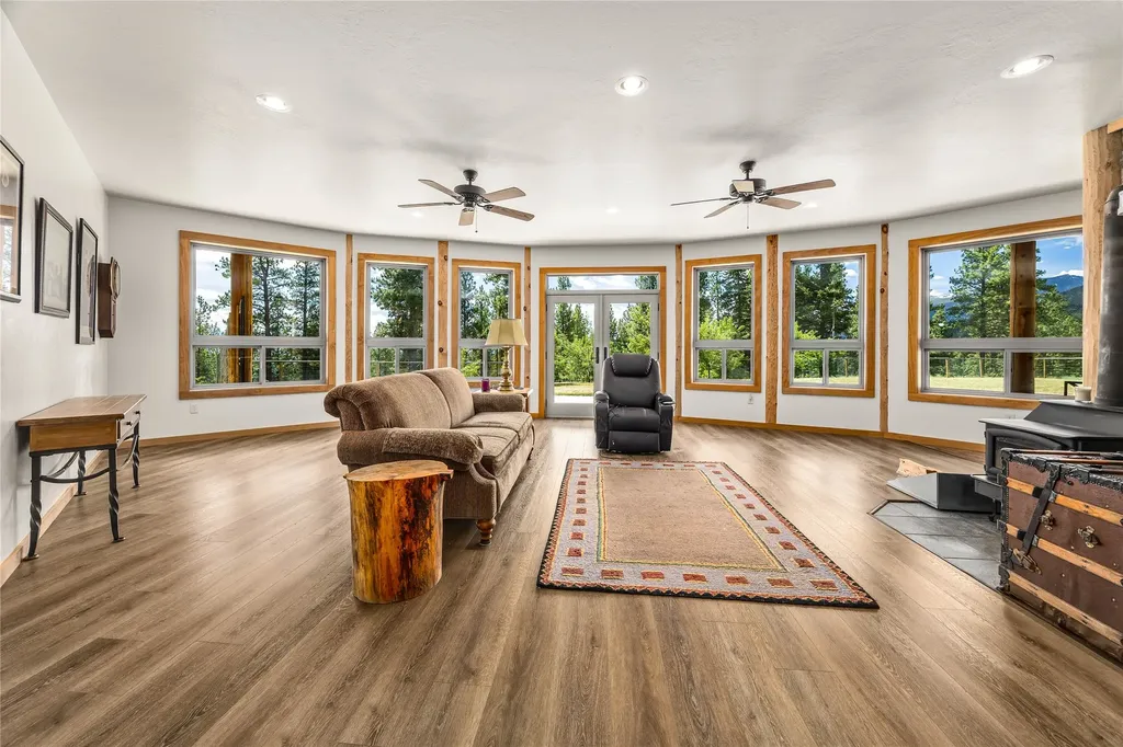 956 & 952 Falling Star Road Victor MT 59875