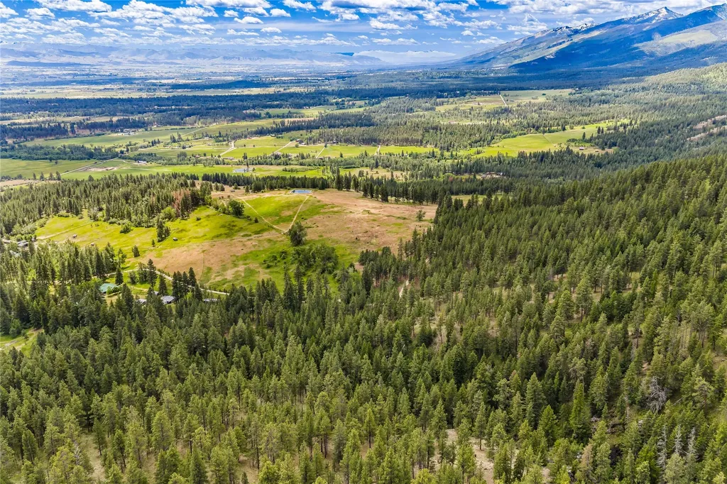 956 & 952 Falling Star Road Victor MT 59875
