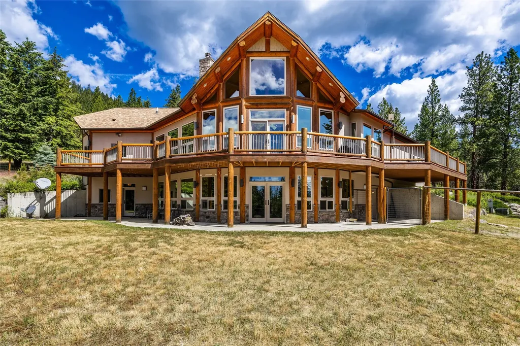 956 & 952 Falling Star Road Victor MT 59875