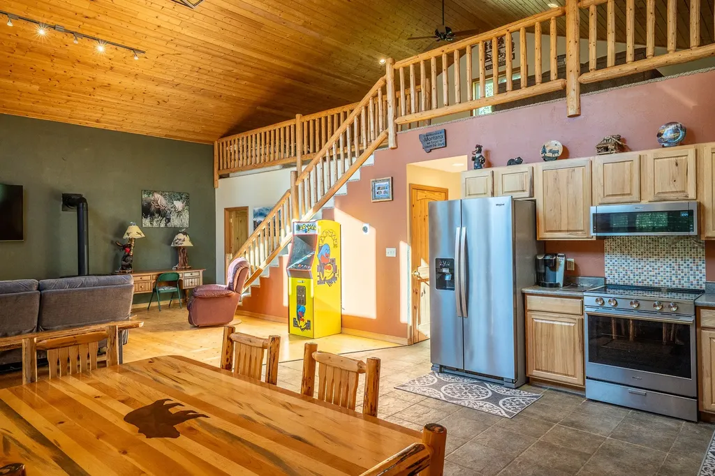 23 Lodgepole Lane W Anaconda MT 59711