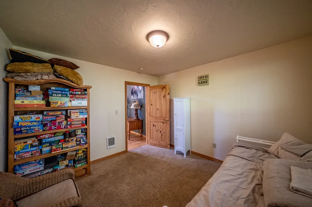 23 Lodgepole Lane W Anaconda MT 59711