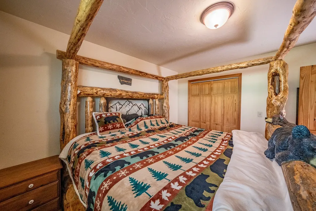 23 Lodgepole Lane W Anaconda MT 59711