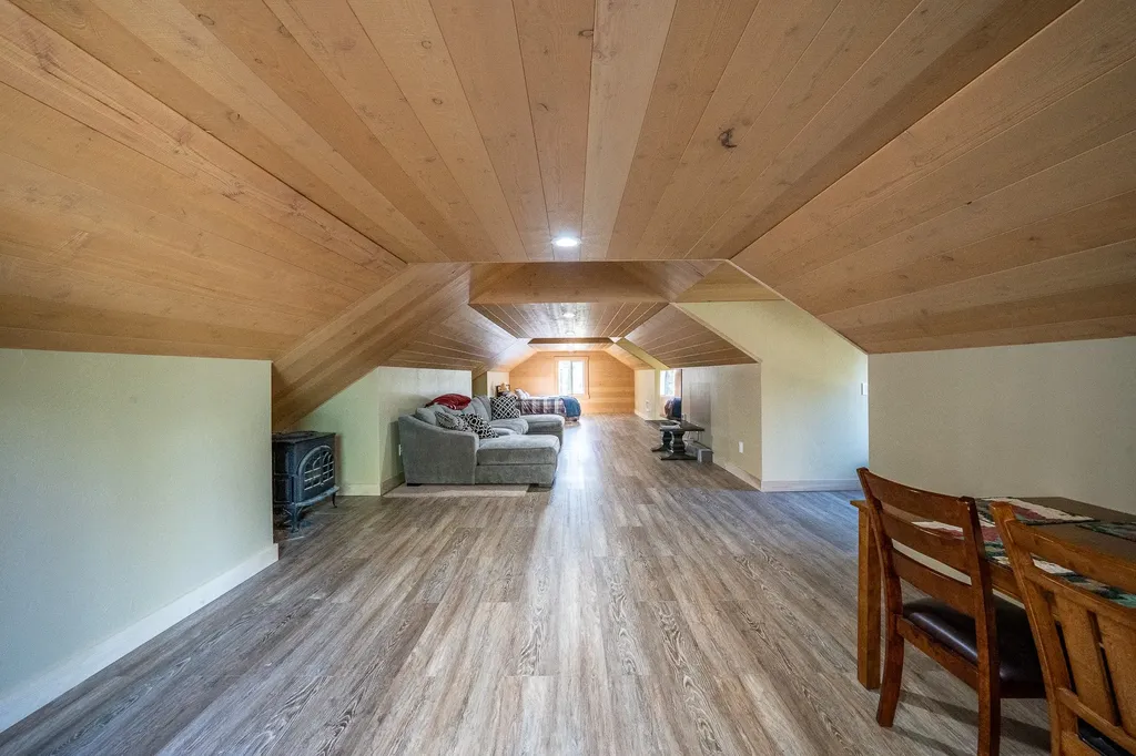 23 Lodgepole Lane W Anaconda MT 59711