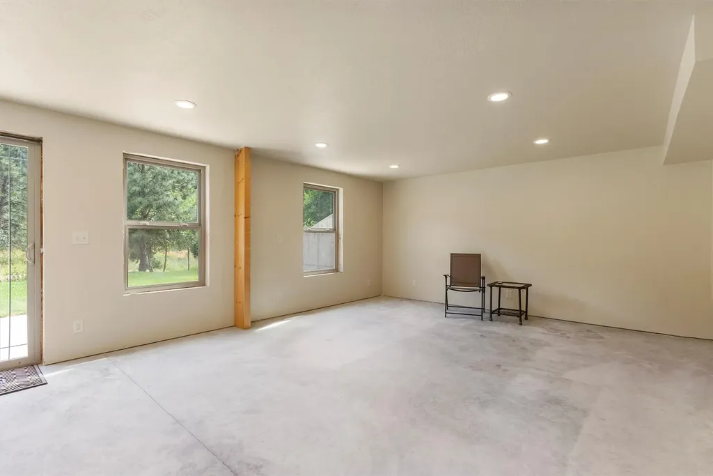 729 Sheafman Creek Road Hamilton MT 59840
