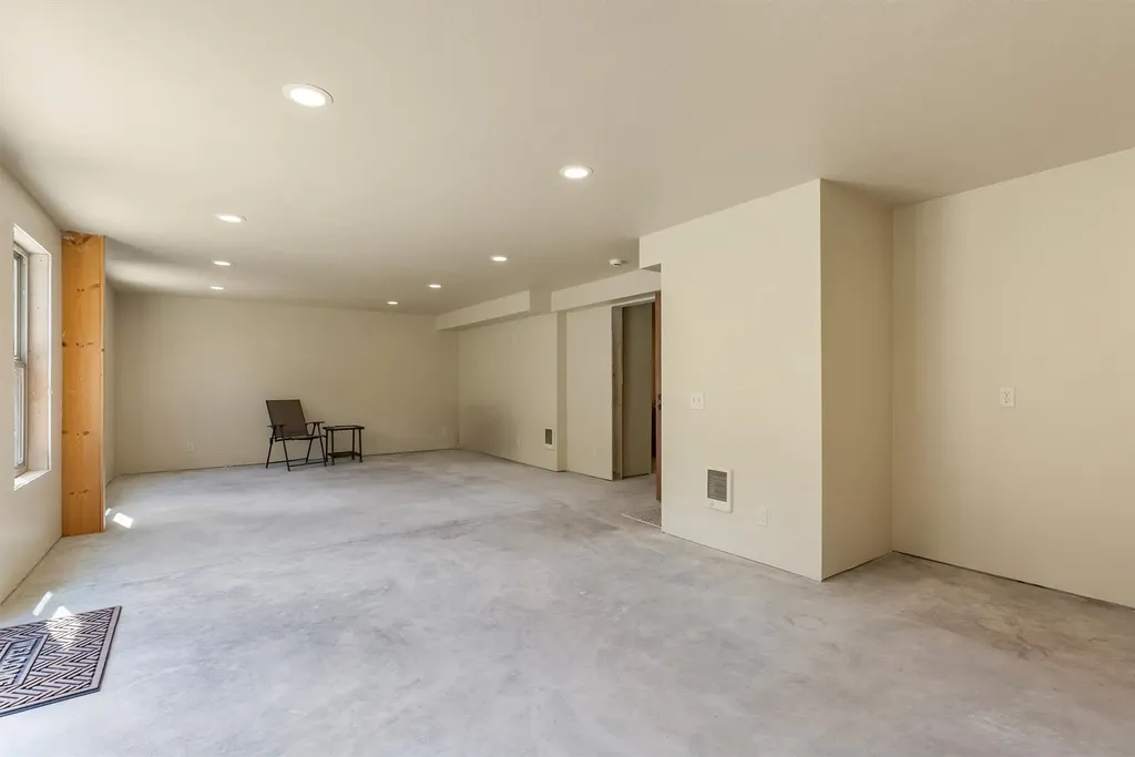 729 Sheafman Creek Road Hamilton MT 59840
