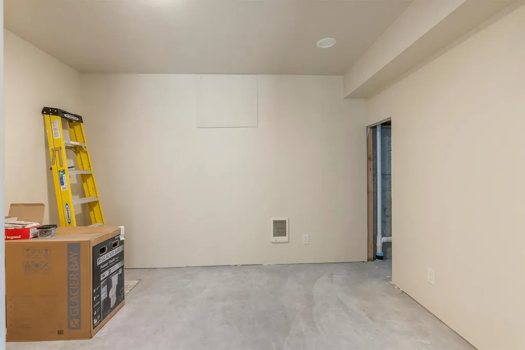 729 Sheafman Creek Road Hamilton MT 59840