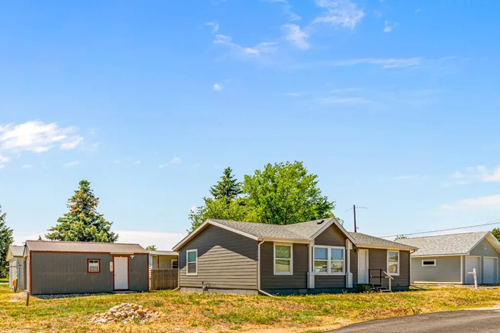 101 S 2nd Street Roberts MT 59070