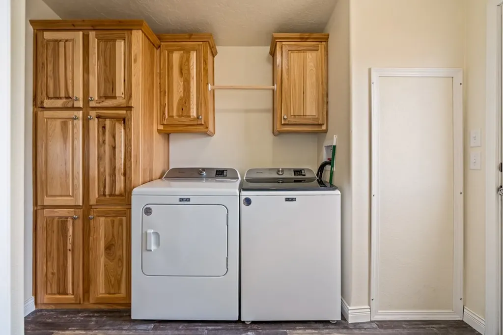 101 S 2nd Street Roberts MT 59070