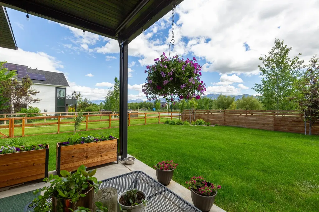1832 Ryun Sun Way Bozeman MT 59718